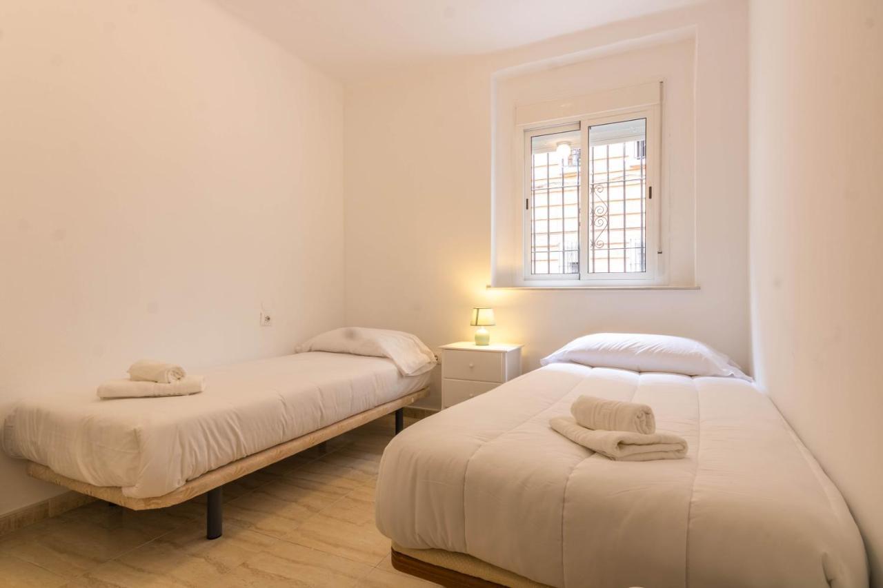 Apartamento Mundo Mencia - 3 Dormitorios En Triana Sevilla Dış mekan fotoğraf